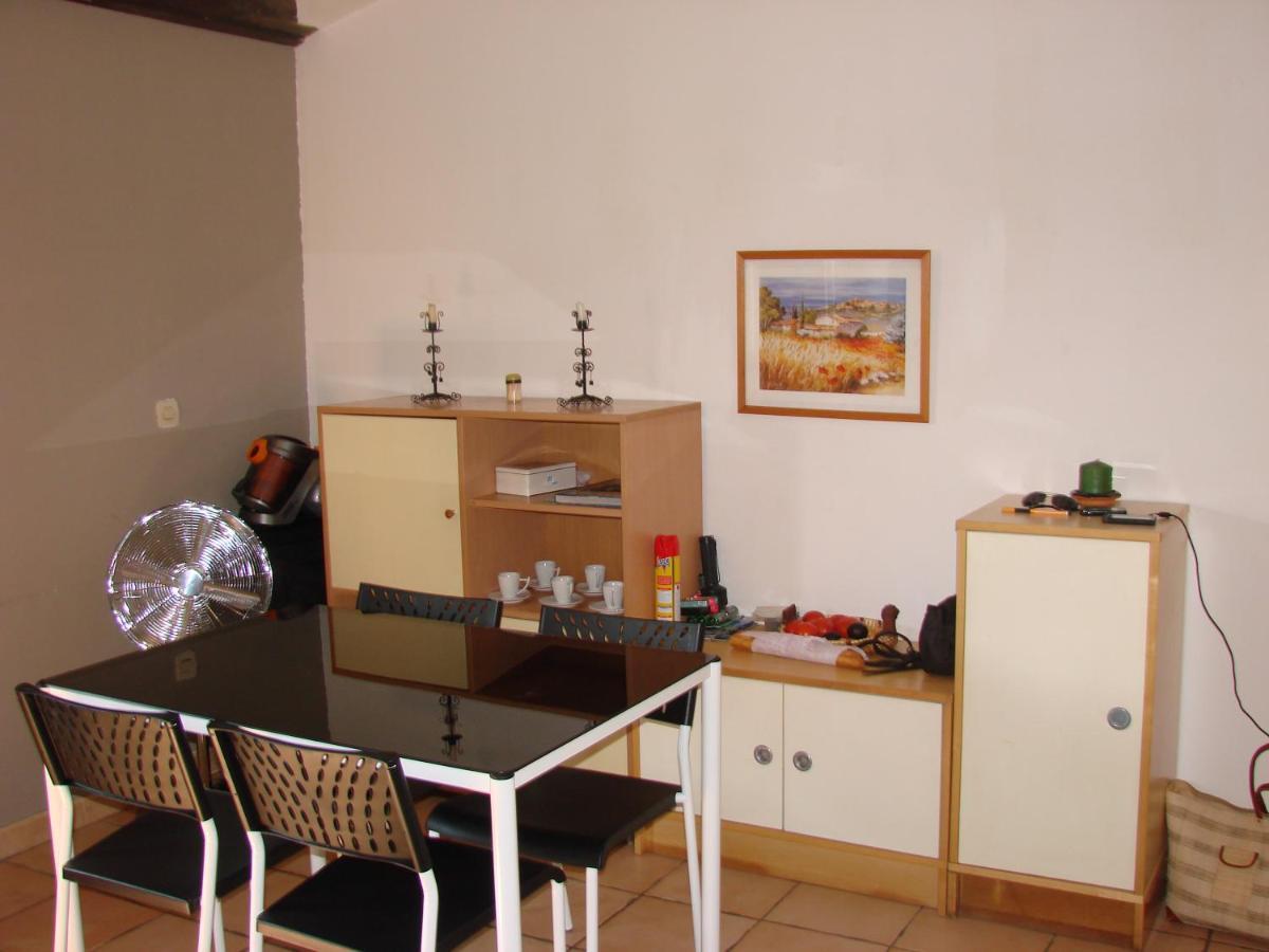 Apartamento 25 Fm 2 D Coursan Exterior foto